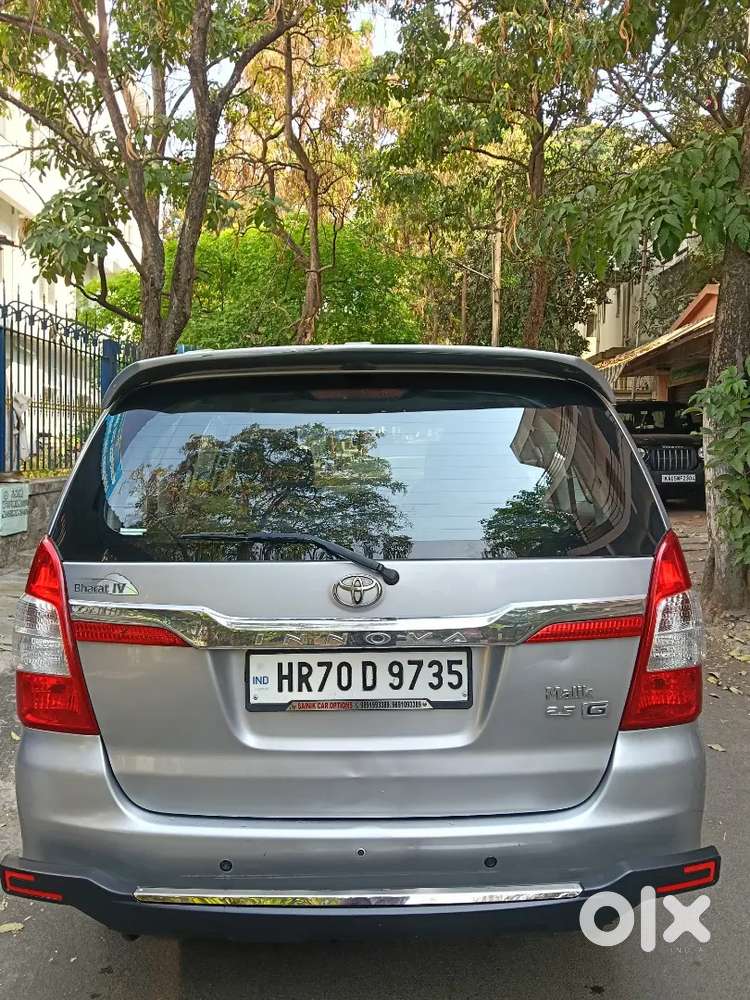 Innova 2.5 G Diesel Varaint