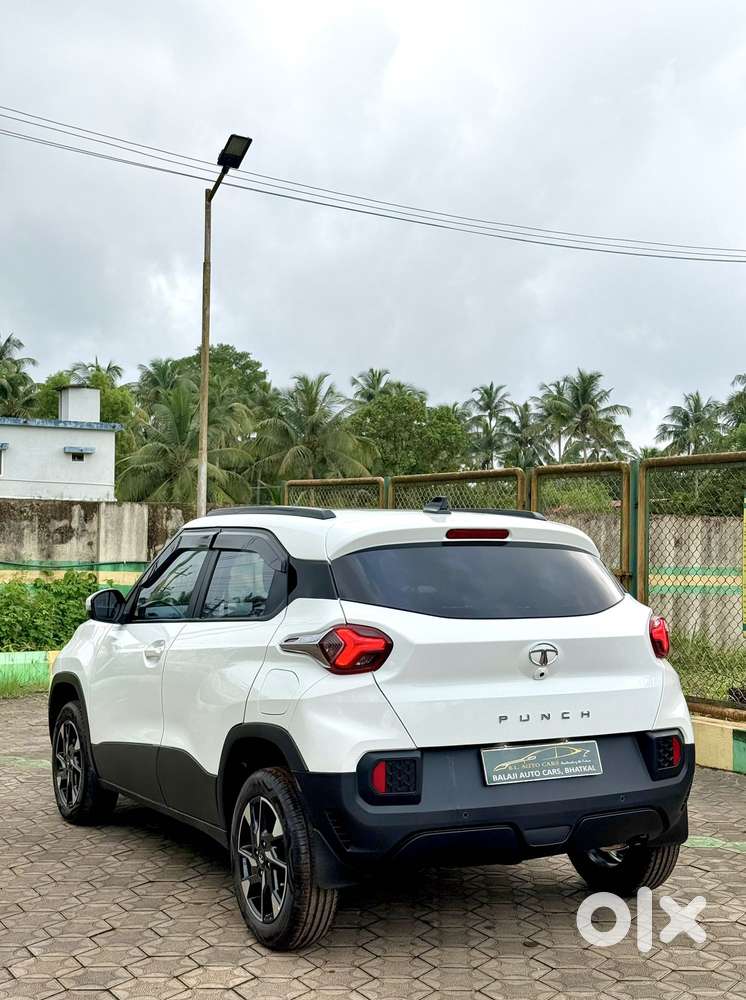 Tata Punch Accomplished Mt Sunroof, 2023, Petrol