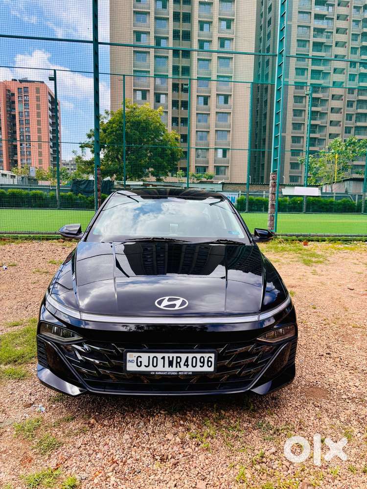 Hyundai Verna 1.5 Sx Ivt, 2024, Petrol