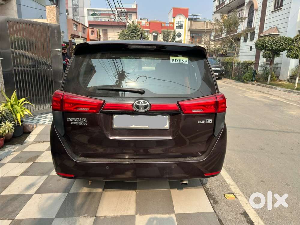 Well Maintained Toyota Innova Crysta 2018 Diesel Automatic