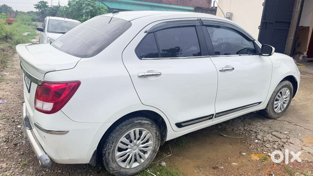 Maruti Dzire Petrol 2022
