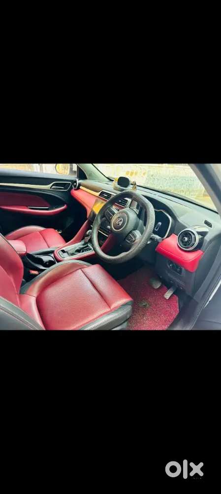 Mg Astor Savy Cvt Automatic Sangaria Red