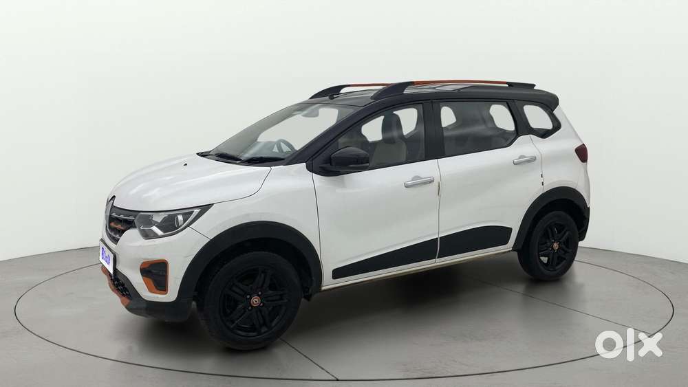 Renault Triber Rxz, 2022, Petrol