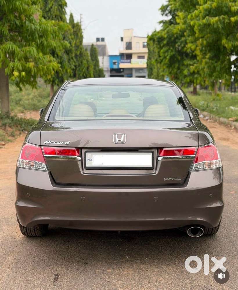 Honda Accord 2.4 Elegance Automatic, 2012, Cng & Hybrids