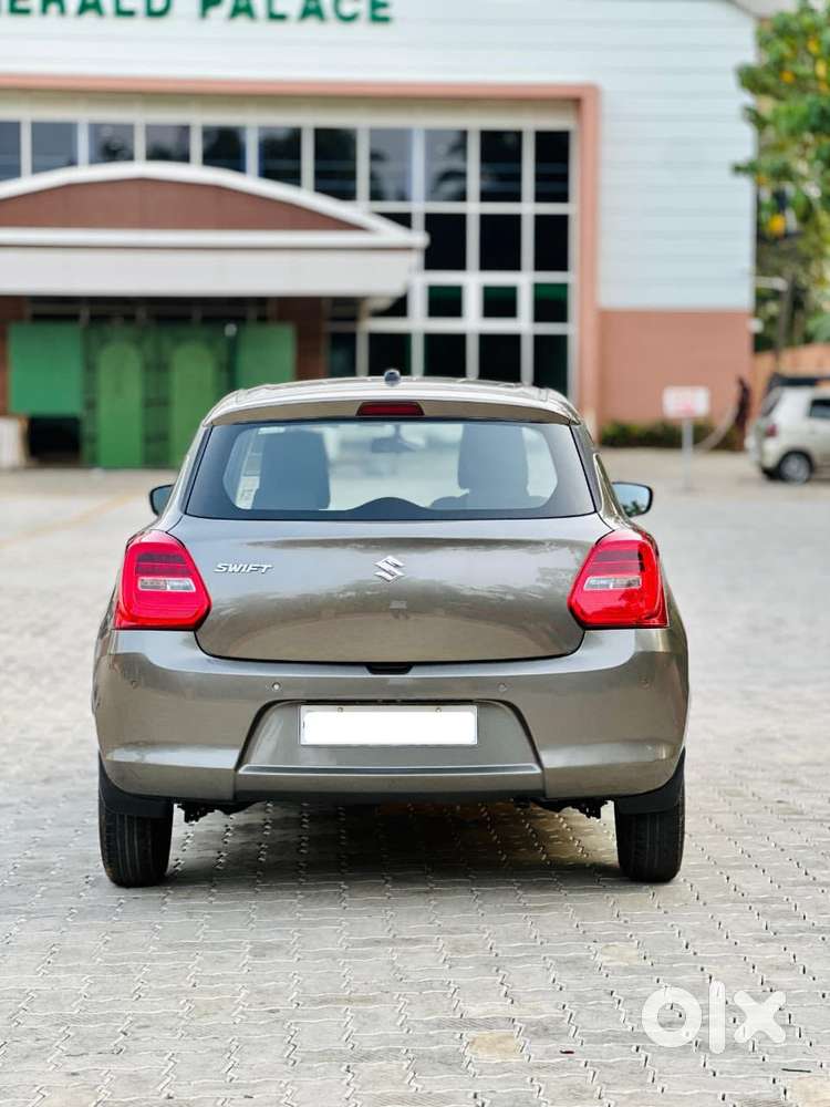 Maruti Suzuki Swift Amt Vxi, 2021, Petrol