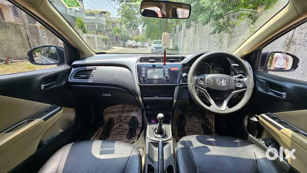 Honda City V I-dtec 2015