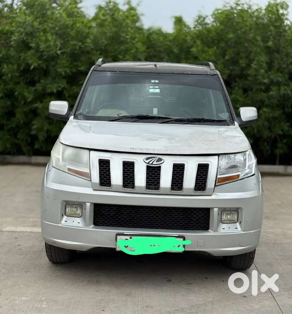 Mahindra Tuv 300 2016 Diesel 300000 Km Driven