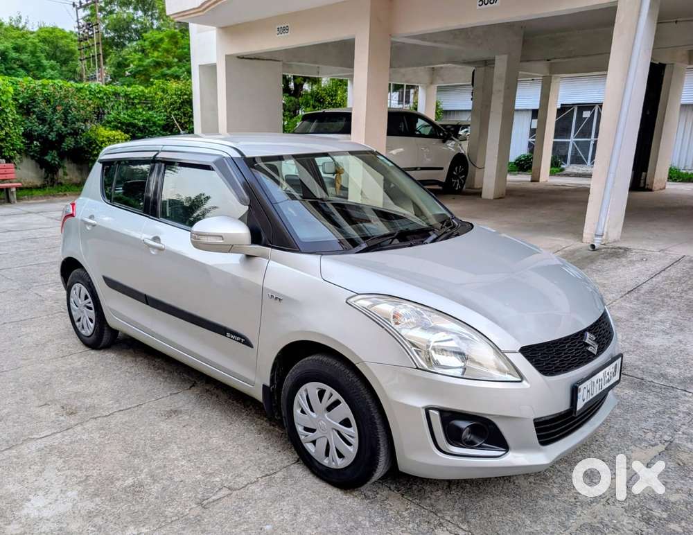 Maruti Suzuki Swift Vxi + Manual, 2016, Petrol