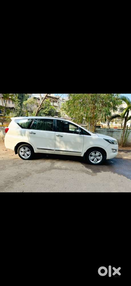 Toyota Innova Crysta 2018 Diesel Well Maintained