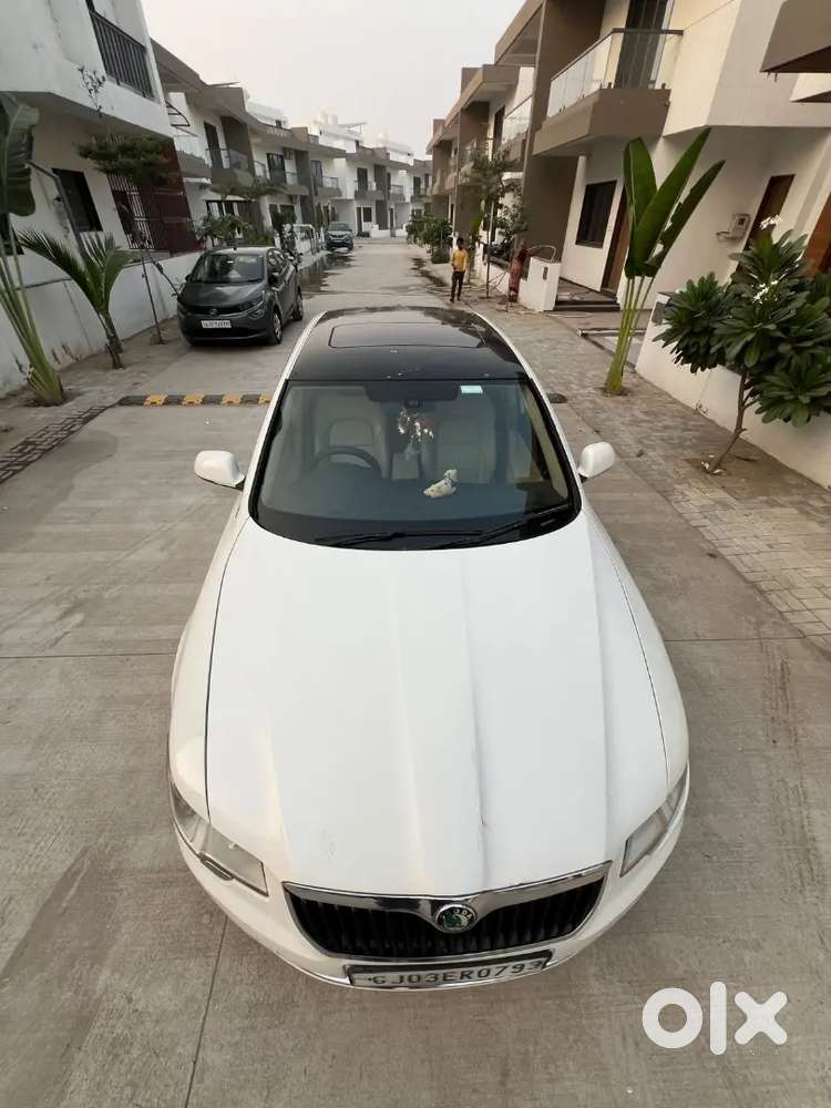 Skoda Superb 2012