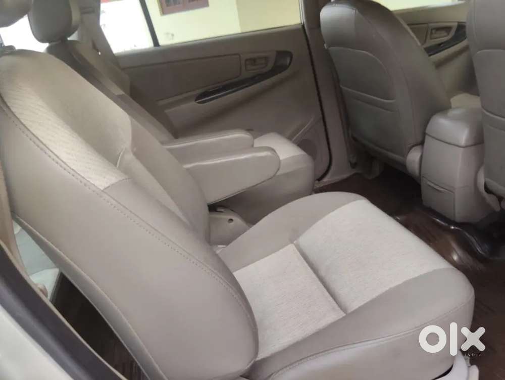 Toyota Innova 2013 Diesel 135000 Km Driven