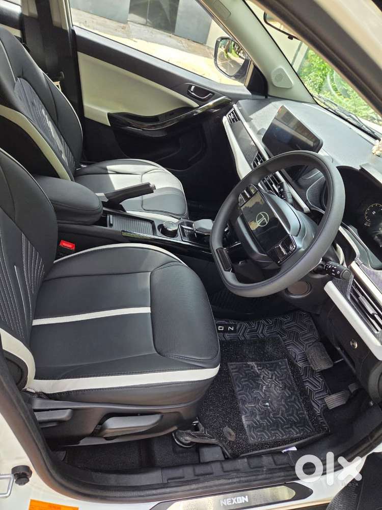 Tata Nexon Creative Plus S 1.2 Revotron Petrol 6 Amt, 2026, Petrol