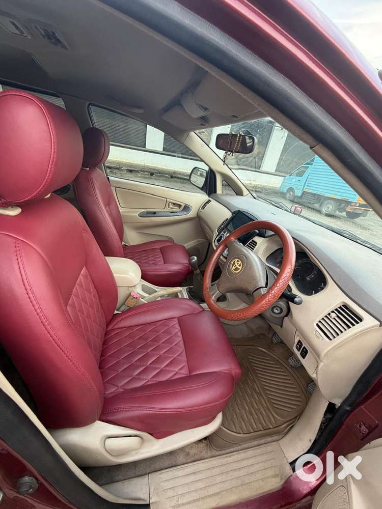 Toyota Innova 2.5 G (diesel) 7 Seater, 2005, Diesel
