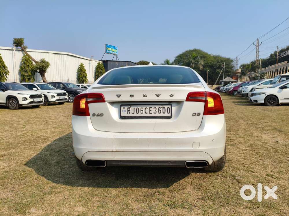 Volvo S60 D5 Kinetic, 2015, Diesel