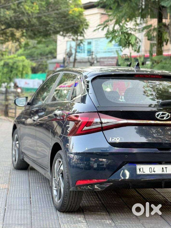 Hyundai I20 Asta (o) 1.2 Mt, 2023, Petrol