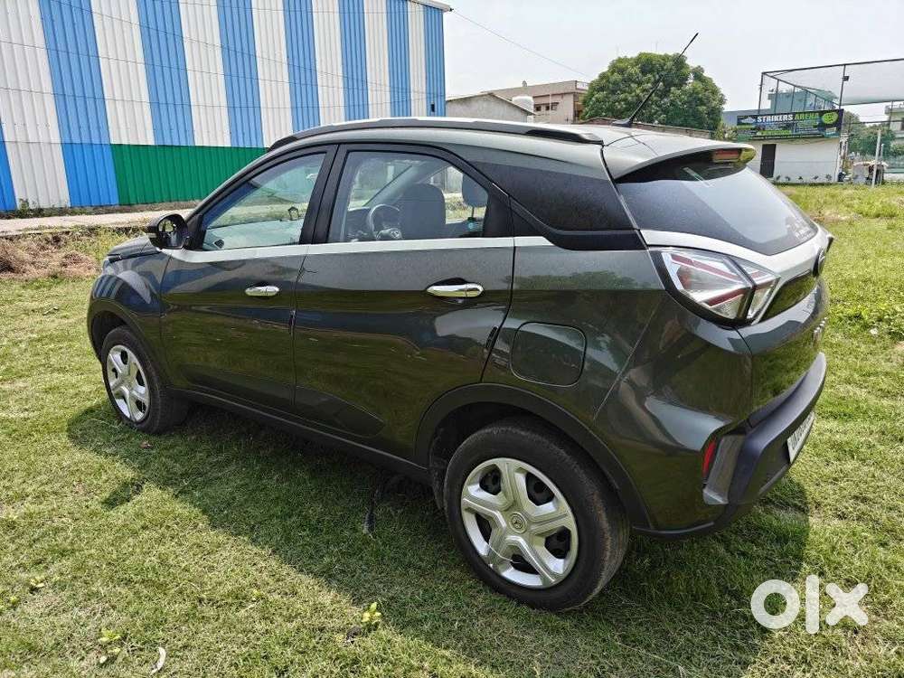 Tata Nexon 1.2 Revotron Xm (s), 2022, Petrol