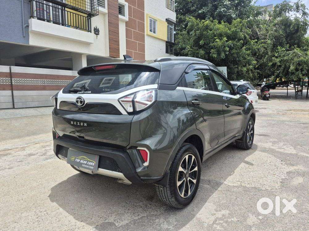 Tata Nexon 1.2 Revotron Xza Plus, 2020, Petrol