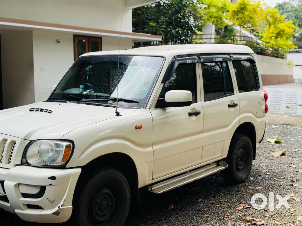 2012 Mahindra Scorpio Diesel White Good Condition