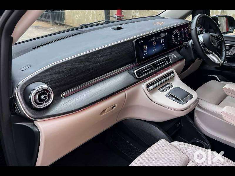 Mercedes-benz V-class V 300 Avantgarde Extra Long, 2025, Petrol