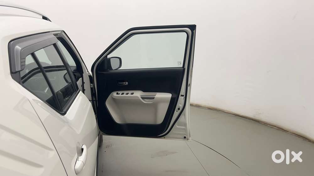 Maruti Suzuki Ignis 1.2 Alpha Mt, 2022, Petrol