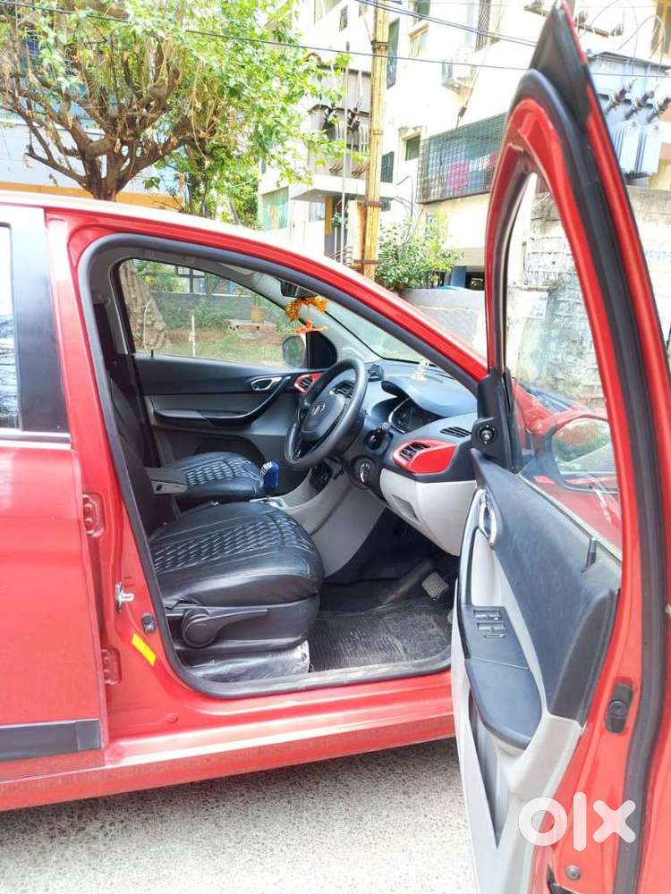 Tata Tiago 1.2 Revotron Xza, 2018, Petrol