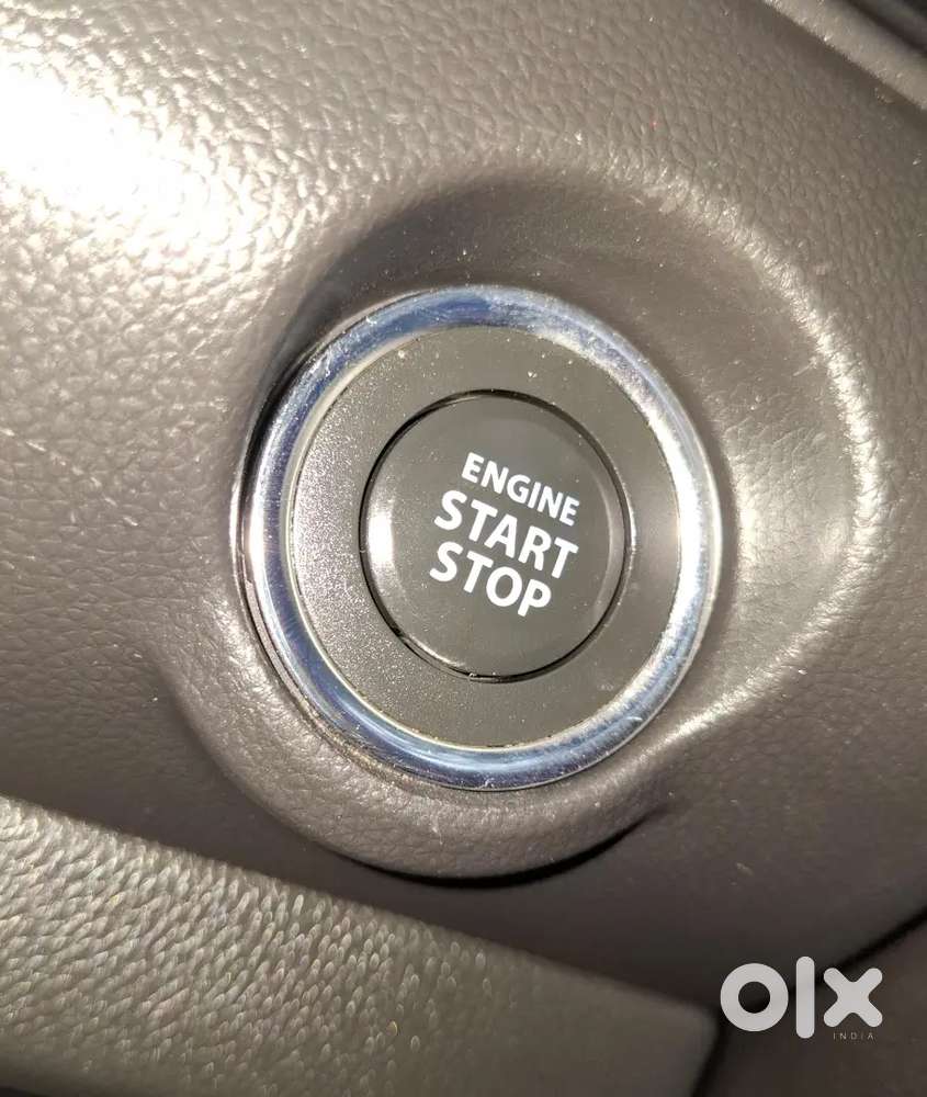 Maruti Suzuki Swift 2022 Petrol 26000 Km Driven