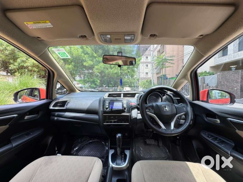 Honda Jazz V Cvt, 2015, Petrol