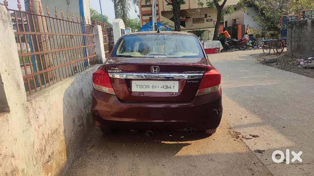 Honda Amaze 2015 Petrol Well Maintained .good Condition