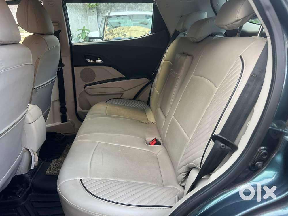 Mahindra Xuv300 W8 Option, 2023, Petrol