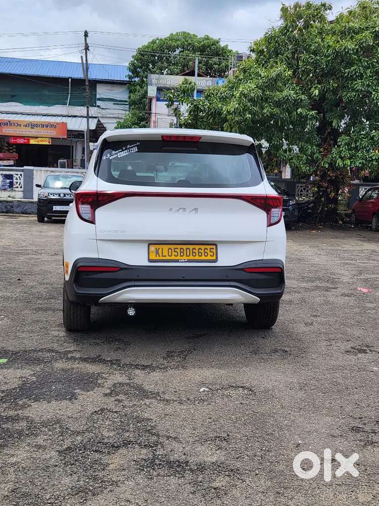 Kia Carens 2025 Diesel 6200 Km Driven