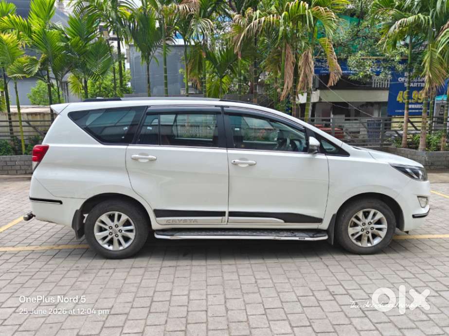 Toyota Innova Crysta 2.4 G Mt 8s, 2020, Diesel