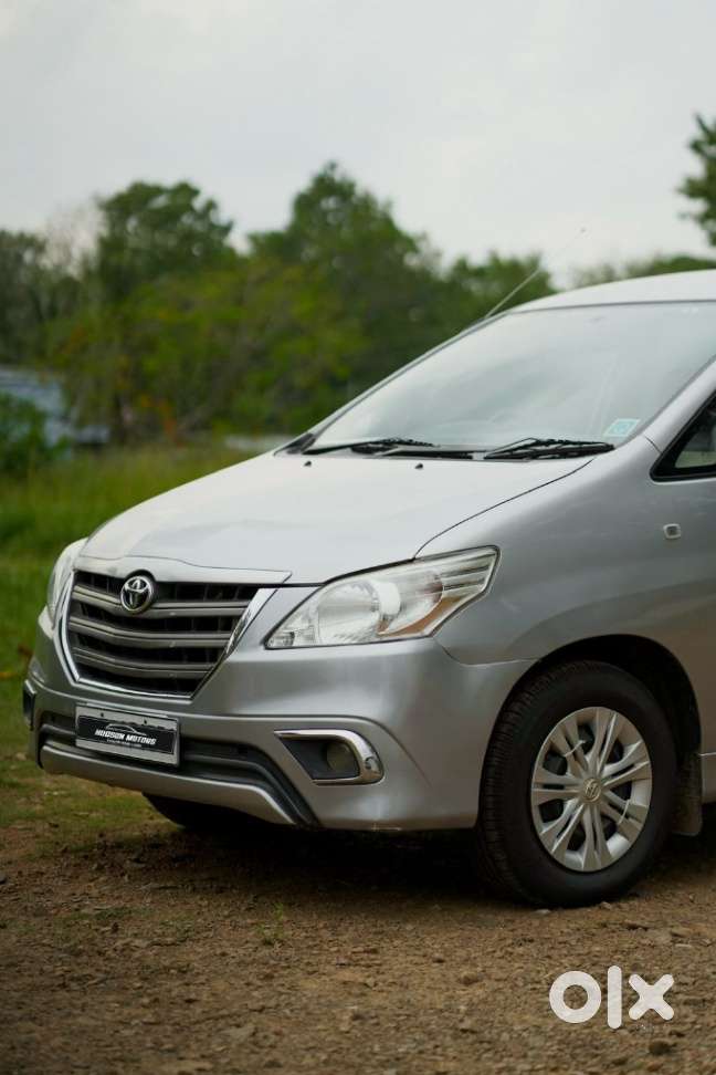 Toyota Innova 2.5 G (diesel) 8 Seater, 2015, Diesel
