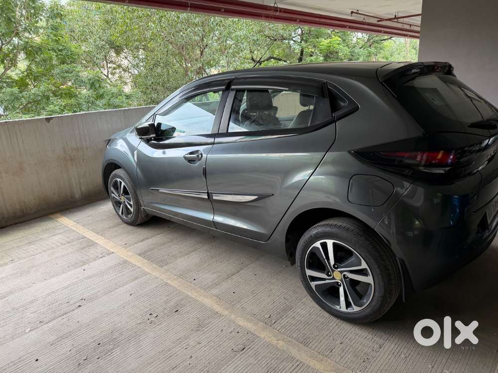 Tata Altroz Petrol 2022