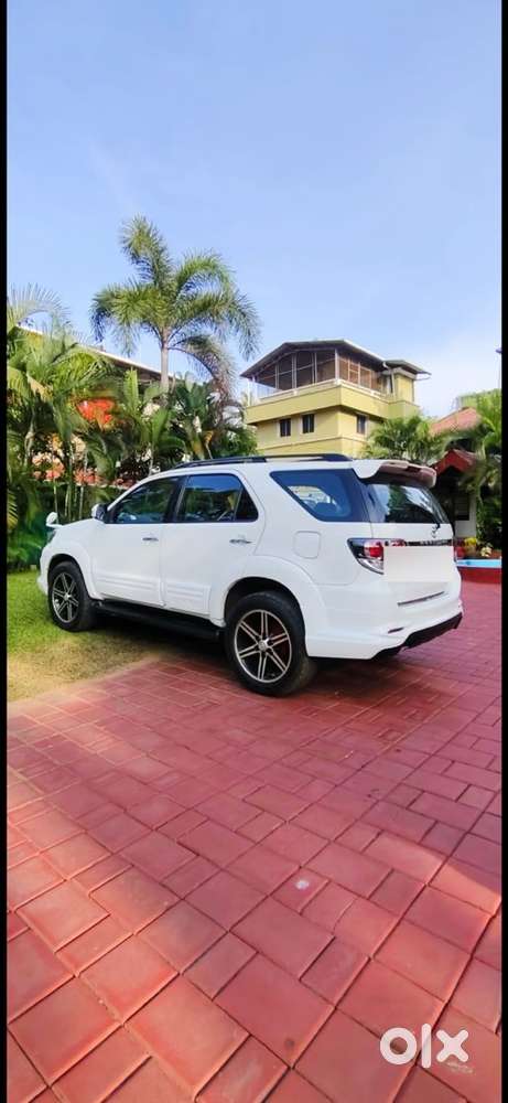 Toyota Fortuner Diesel 4x4 Automatic