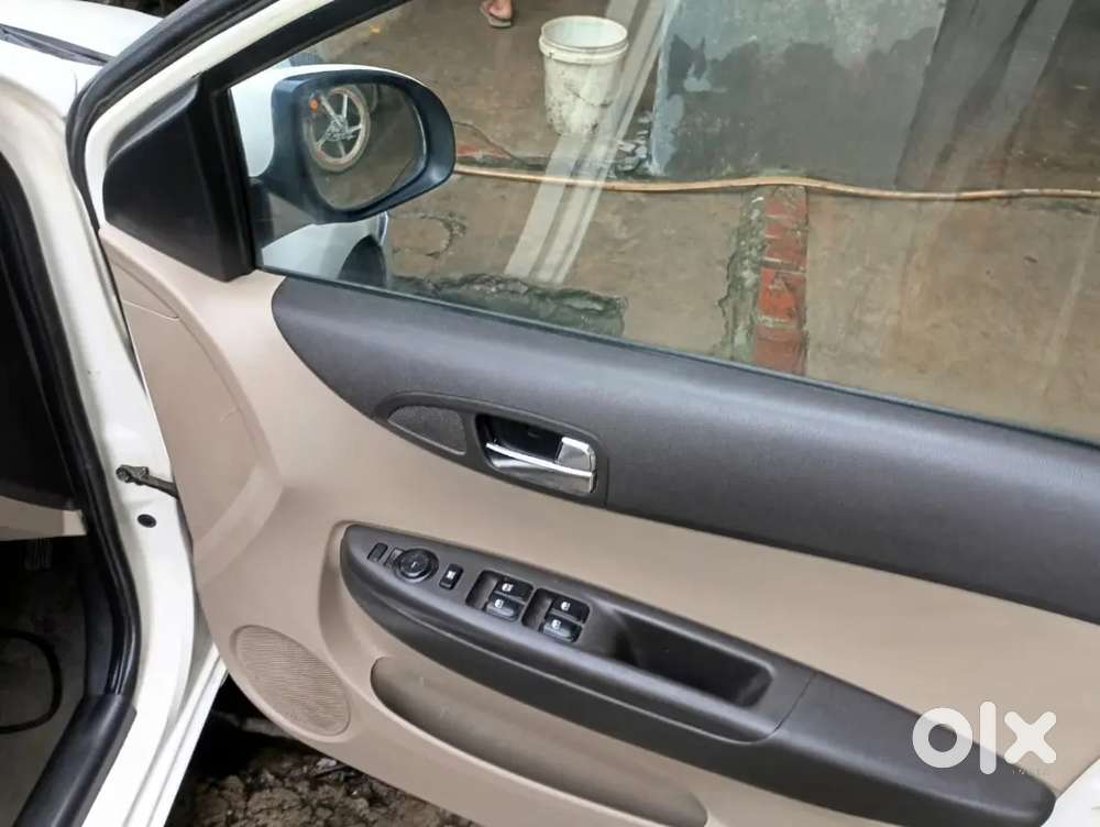 Hyundai I20 Sportz 2012