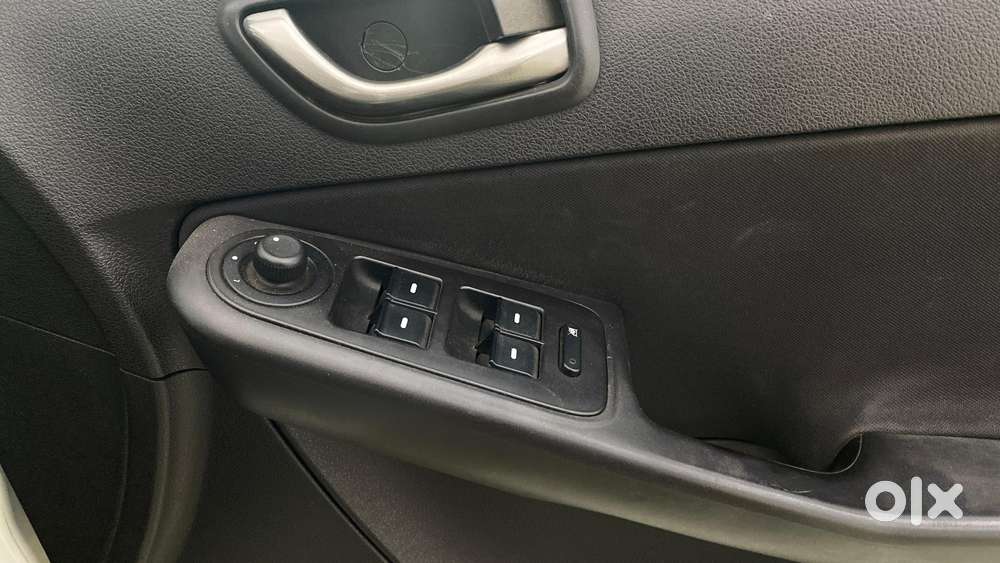 Tata Zest  1.2 Revotron Xt, 2014, Petrol