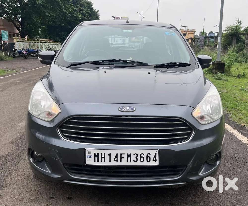 Ford Figo Titanium, 2016, Petrol