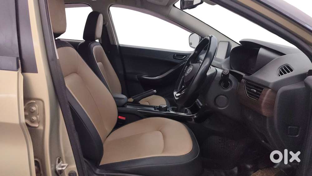 Tata Nexon 1.2 Revotron Xz Plus Premium, 2022, Petrol