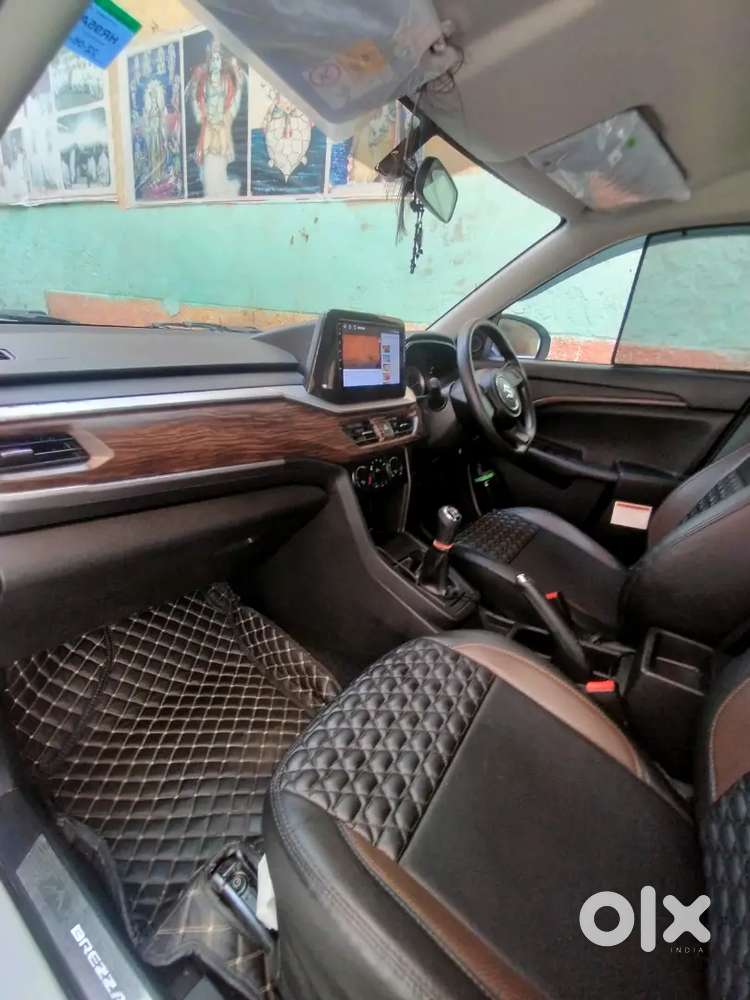 Maruti Suzuki Brezza Lxi Cng2023