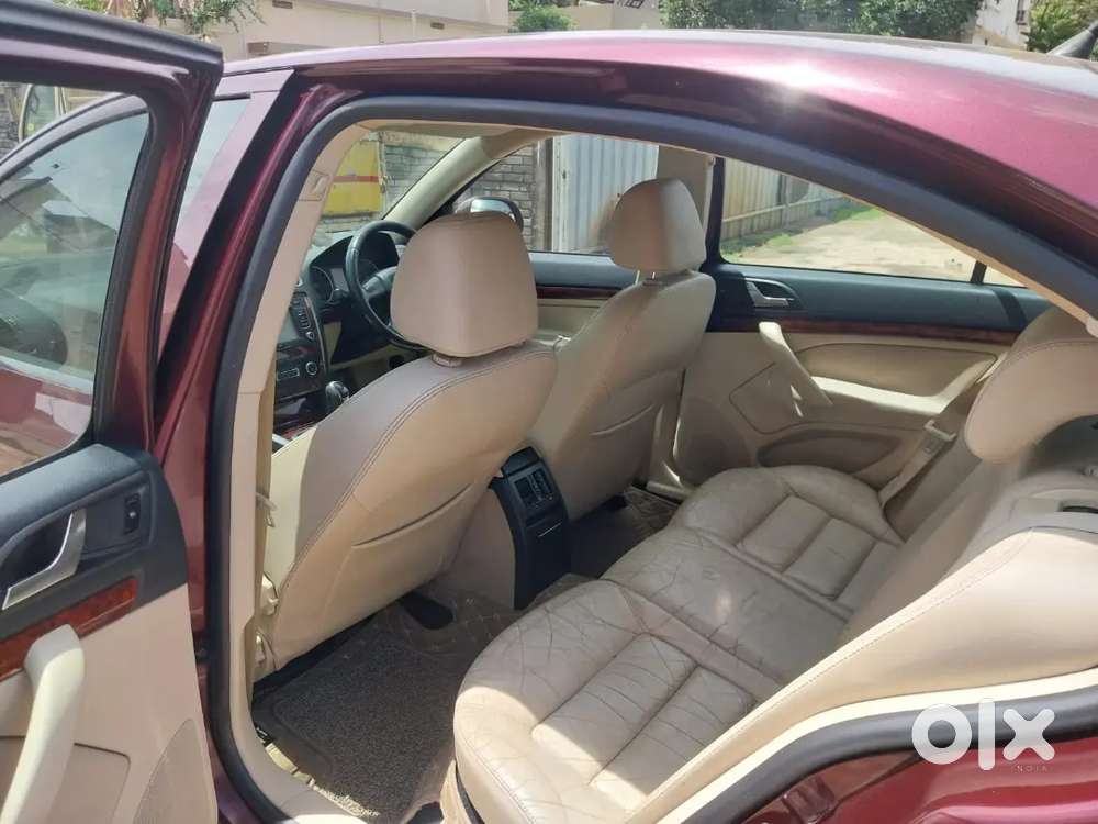 Skoda Laura Elegance 2011