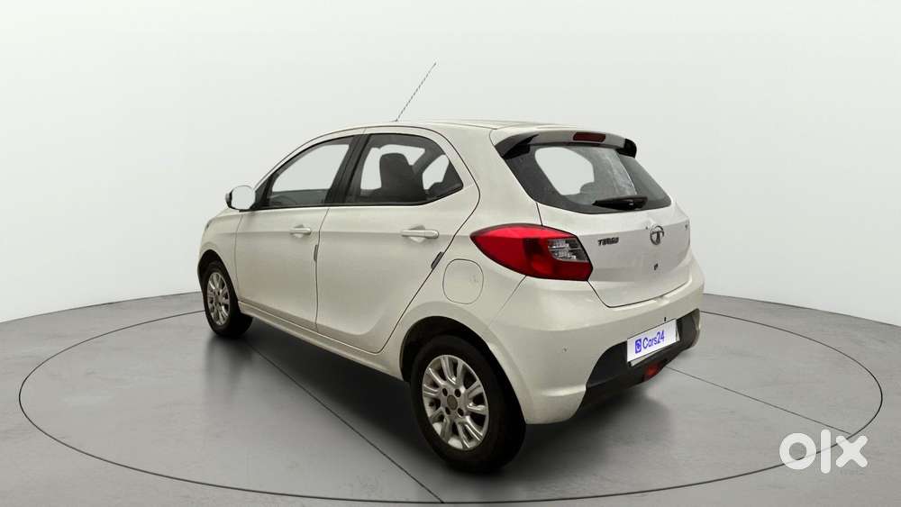 Tata Tiago 1.2 Revotron Xz, 2017, Petrol