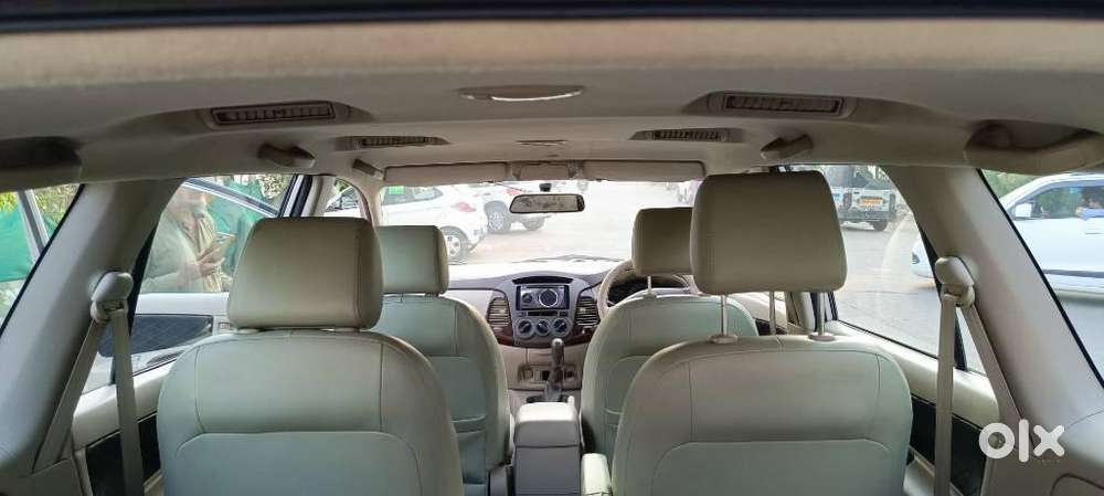 Toyota Innova 2009-2011 2.0 Gx 8 Str, 2009, Diesel