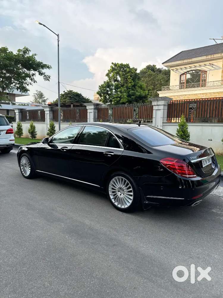 Mercedes Benz
S500