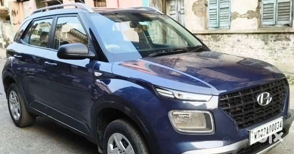 Hyundai Venue 2021 Cng & Hybrids Well Maintained