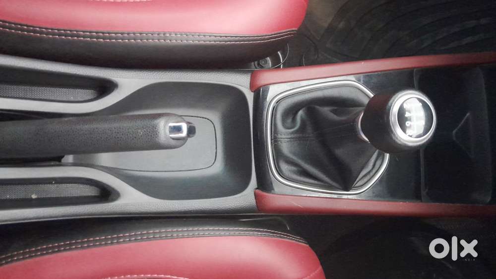 Honda City 1.5 V 5th Gen I-vtec Mt, 2021, Petrol