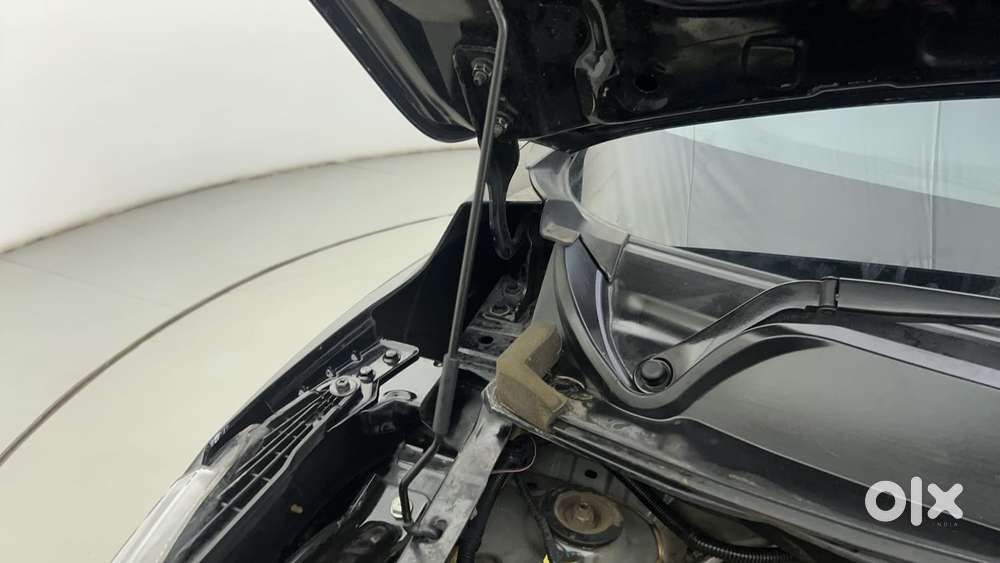 Nissan Magnite 1.0 Xv, 2023, Petrol