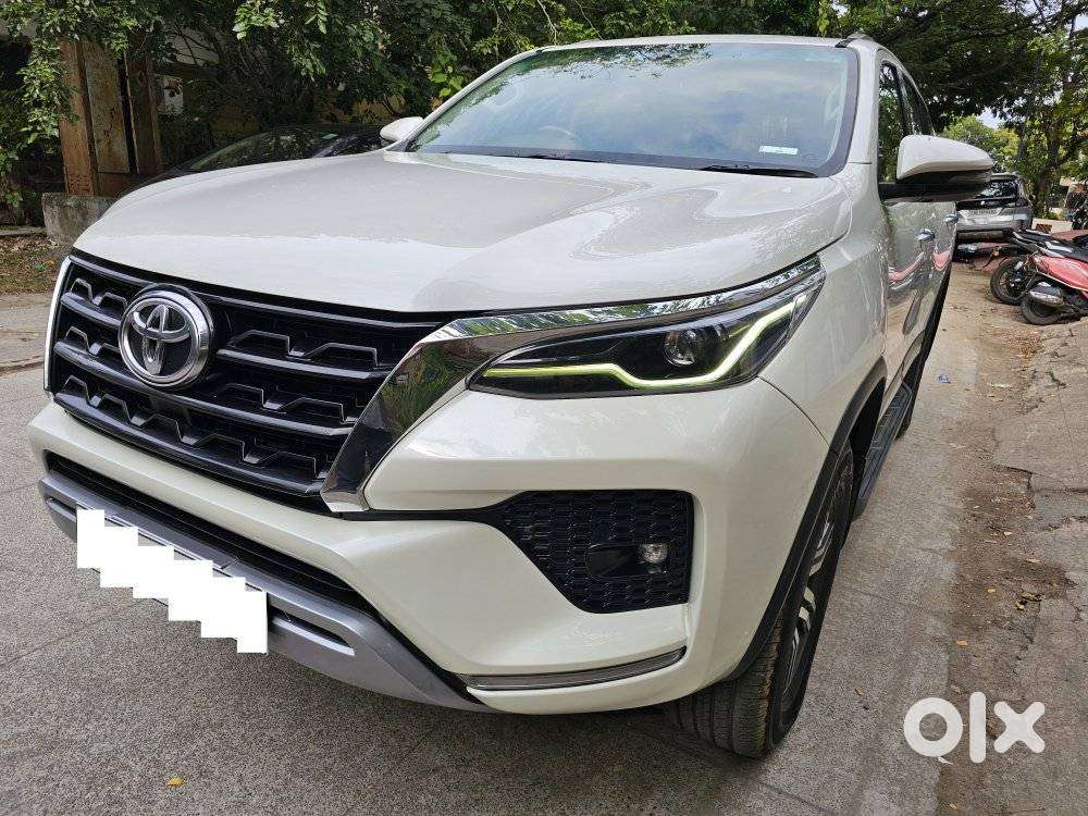 Toyota Fortuner 4x2 At 2.8 Diesel, 2022, Diesel