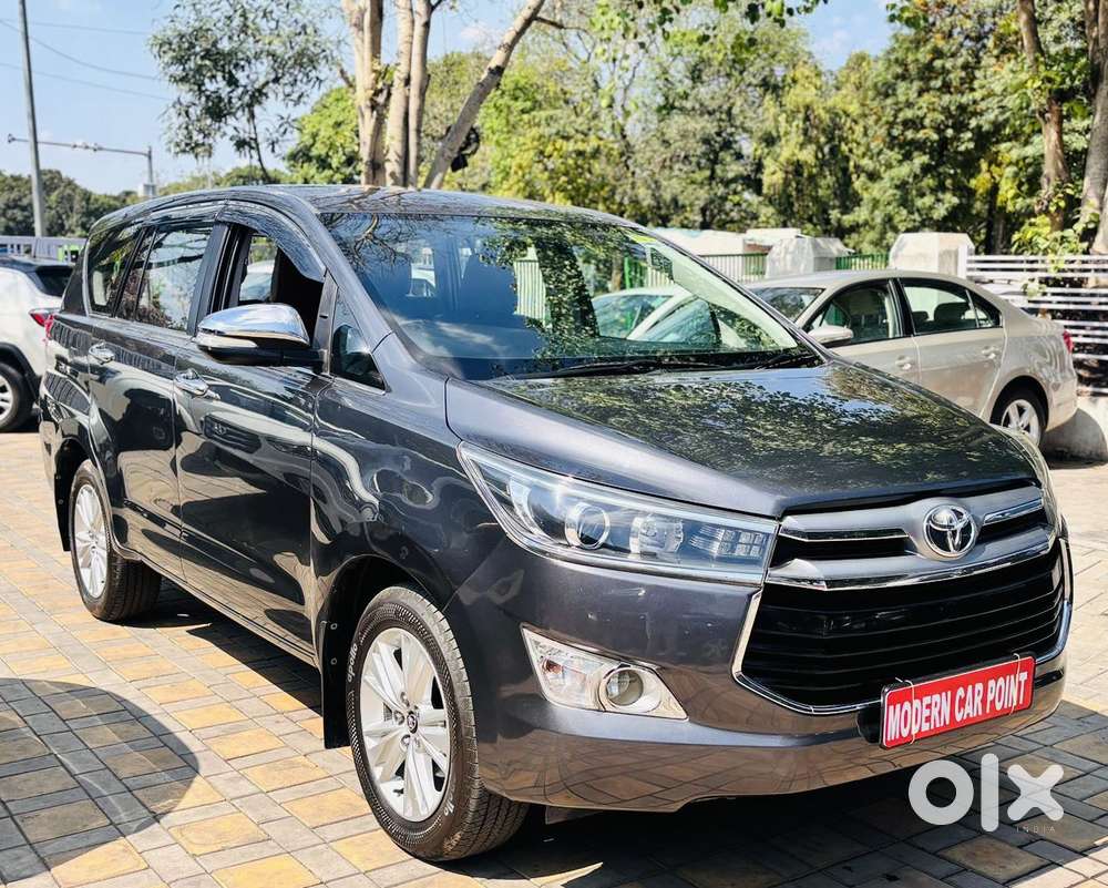 Toyota Innova Crysta 2.8 Zx At, 2016, Diesel