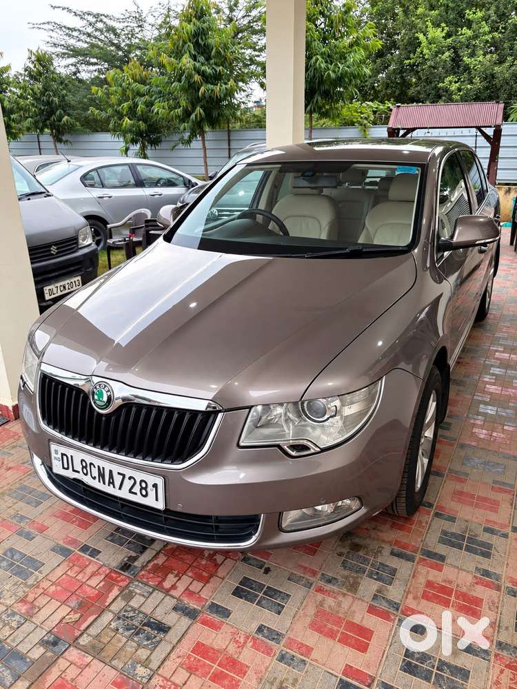 Skoda Superb Elegance 1.8 Tsi At, 2012, Petrol