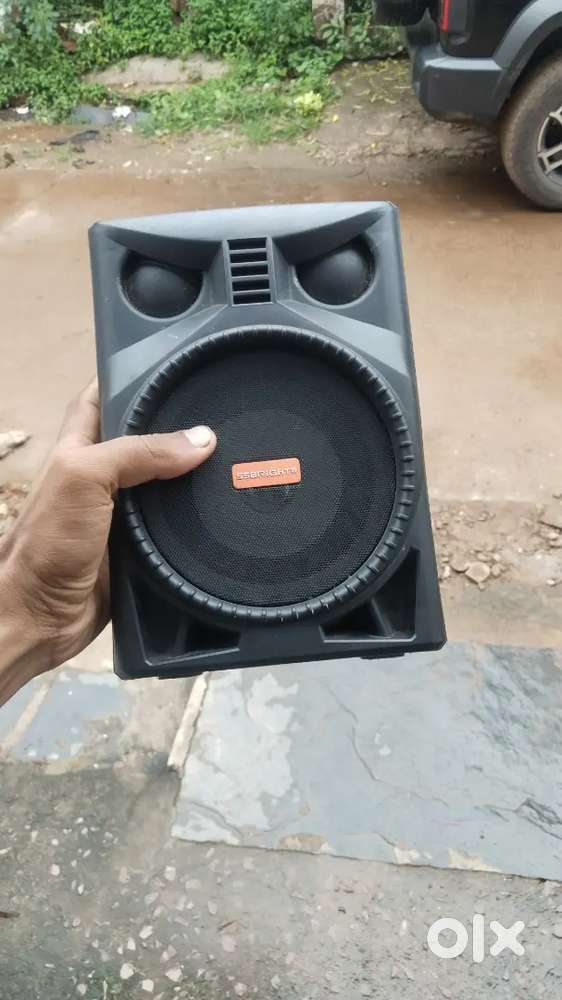 Bluetooth speaker Mike ke sath